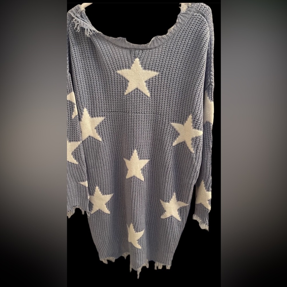 Rue 21 medium oversized star sweater